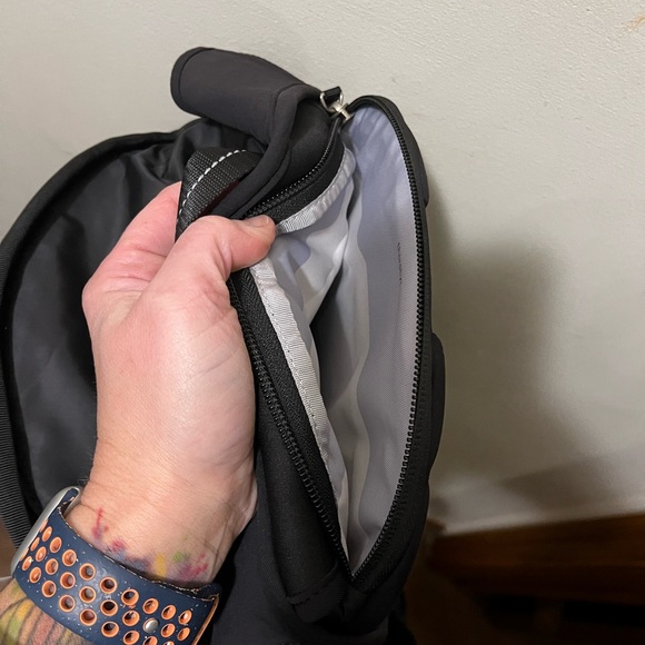 Lululemon run all day 15L backpack black - Picture 13 of 14